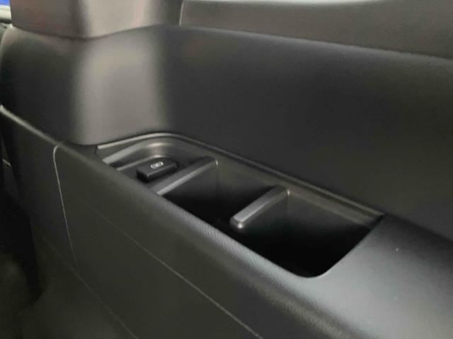 ステップワゴン ｅ：ＨＥＶスパーダ　ＥＴＣ　全周囲カメラ　ナビ　ＴＶ　クリアランスソナー　オートクルーズコントロール　レーンアシスト　衝突被害軽減システム　両側電動スライドドア　オートライト　ＬＥＤヘッドランプ　スマートキー（59枚目）