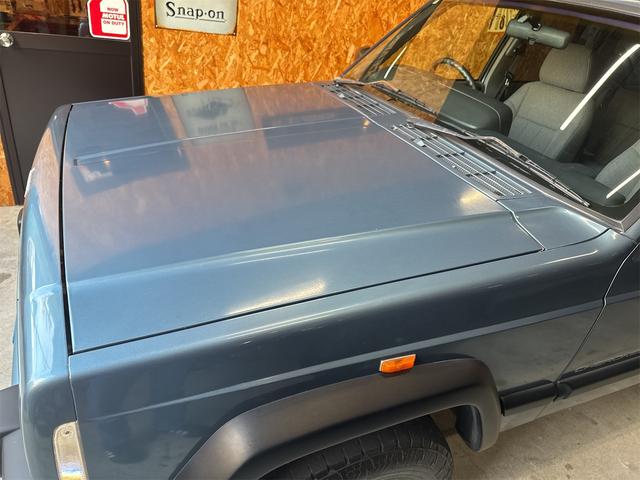 ジープ・チェロキー スポーツ ディーラー車 天張り新品張替済 室内リフレッシュ済 フルオリジナル 4WD AT 4,0L モケットシート 11NO登録可能(7枚目)