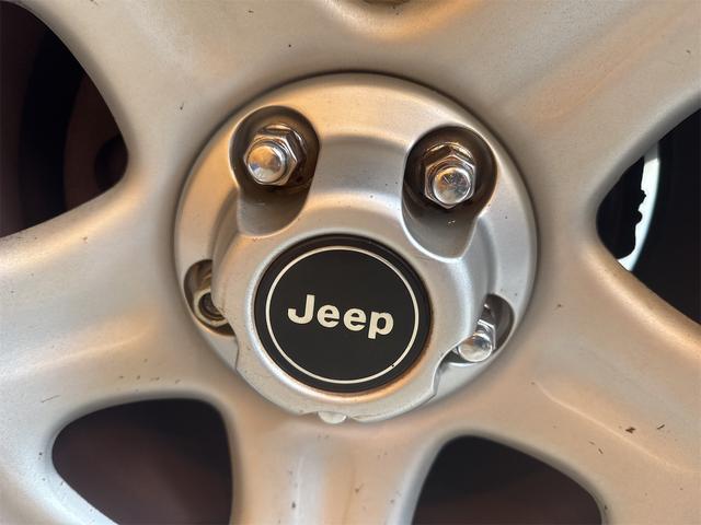 ジープ・チェロキー スポーツ ディーラー車 天張り新品張替済 室内リフレッシュ済 フルオリジナル 4WD AT 4,0L モケットシート 11NO登録可能(42枚目)