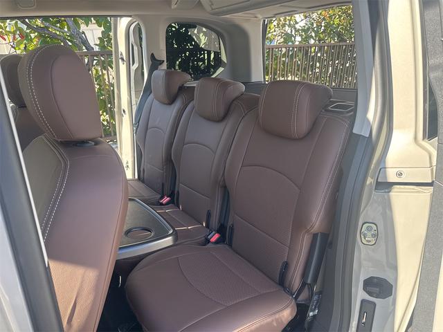 ベルランゴ シャイン ワンオーナー車 無事故 実走行 新品シートカバー受注品 新品フロアマット バックカメラ サイドカメラスマートきー×2 PUSHスタート サンルーフ 純正16インチブラック専用 前後ドラレコ ETC(40枚目)