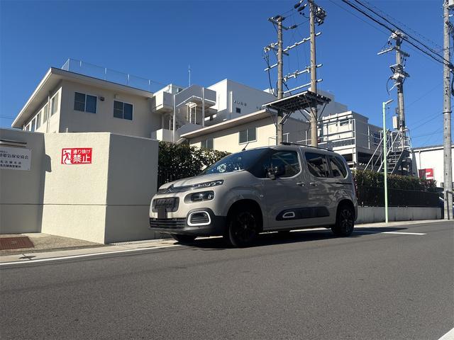 ベルランゴ シャイン ワンオーナー車 無事故 実走行 新品シートカバー受注品 新品フロアマット バックカメラ サイドカメラスマートきー×2 PUSHスタート サンルーフ 純正16インチブラック専用 前後ドラレコ ETC(67枚目)