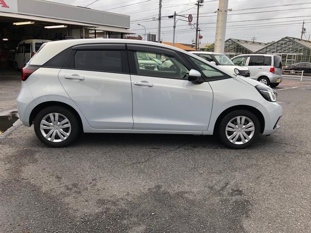 e:HEVホーム 当社試乗車9インチナビ付(3枚目)