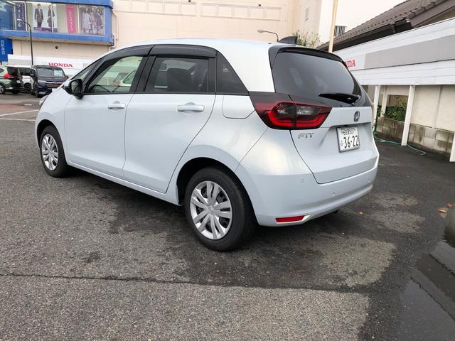 e:HEVホーム 当社試乗車9インチナビ付(8枚目)