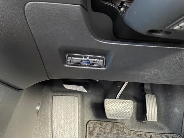 e:HEVクロスター e:HEVクロスター(5名) ホンダセンシング 純正8インチインターナビ ナビ装着パッケージ バックカメラ クロスター専用16インチアルミ 撥水ファブリックシート 試乗車(23枚目)