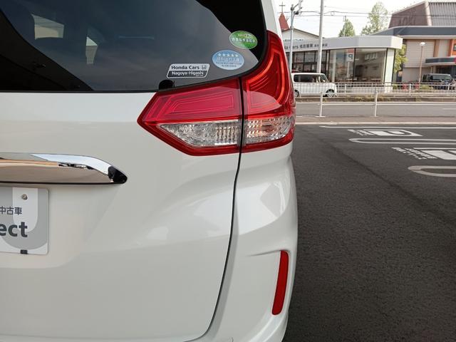 フリード Ｇ・ホンダセンシング　ワンオーナー／７人乗り／禁煙車／衝突軽減ブレーキ／両側電動スライドドア／ＬＥＤヘッドライト／純正ナビ／ＤＶＤ再生／ＣＤ／フルセグＴＶ／Ｂｌｕｅｔｏｏｔｈ／ドライブレコーダー／ＥＴＣ／スマートキー（41枚目）