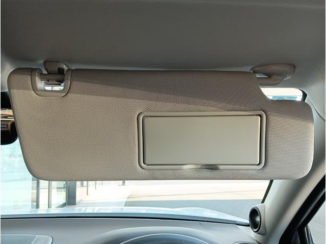 ヴェゼル ｅ：ＨＥＶ　Ｚ　元試乗車／純正コネクトナビ／マルチビューカメラ／衝突軽減ブレーキ／サイドカーテンエアバッグ／クルーズコントロール／ＥＴＣ／前席シートヒーター／ＶＳＡ／Ｂｌｕｅｔｏｏｔｈ／フルセグＴＶ／スマートキー（30枚目）