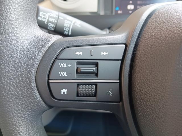 Ｎ－ＢＯＸ ベースグレード　元試乗車／ホンダセンシング／純正ナビ／片側電動スライドＤ／フルセグ／バックカメラ／Ｂｌｕｅｔｏｏｔｈ／ＬＥＤヘッドライト／ＥＴＣ／パーキングセンサー／禁煙車／サイドカーテンエアバッグ／盗難防止システム（17枚目）