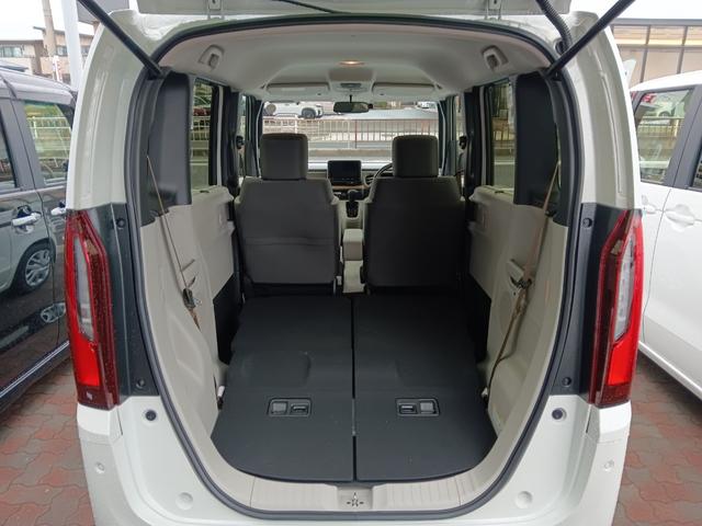 Ｎ－ＢＯＸ ベースグレード　元試乗車／ホンダセンシング／純正ナビ／片側電動スライドＤ／フルセグ／バックカメラ／Ｂｌｕｅｔｏｏｔｈ／ＬＥＤヘッドライト／ＥＴＣ／パーキングセンサー／禁煙車／サイドカーテンエアバッグ／盗難防止システム（6枚目）