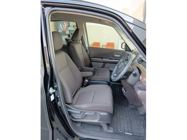 フリード Ｇ・ホンダセンシング　社外ナビ／ＣＤ／ＤＶＤ／後席ヘッドレストツインモニター／両側電動スライドドア／アイドリングストップ／社外ウーファー／ＥＴＣ／ドラレコ（フロントのみ）／Ｂｌｕｅｔｏｏｔｈ／ＬＥＤヘッド／スマートキー（2枚目）