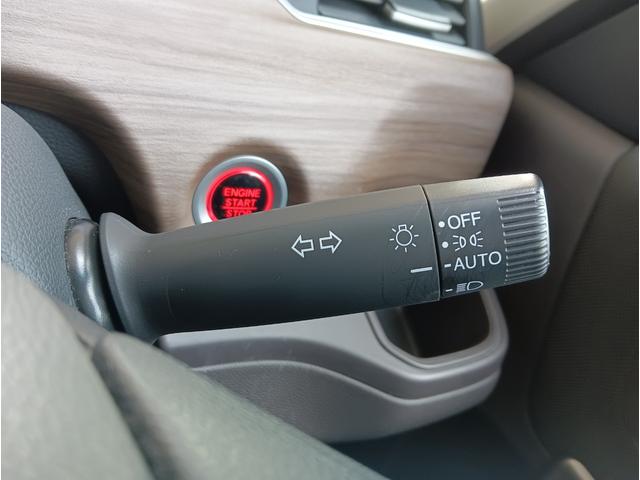 フリード Ｇ・ホンダセンシング　社外ナビ／ＣＤ／ＤＶＤ／後席ヘッドレストツインモニター／両側電動スライドドア／アイドリングストップ／社外ウーファー／ＥＴＣ／ドラレコ（フロントのみ）／Ｂｌｕｅｔｏｏｔｈ／ＬＥＤヘッド／スマートキー（17枚目）