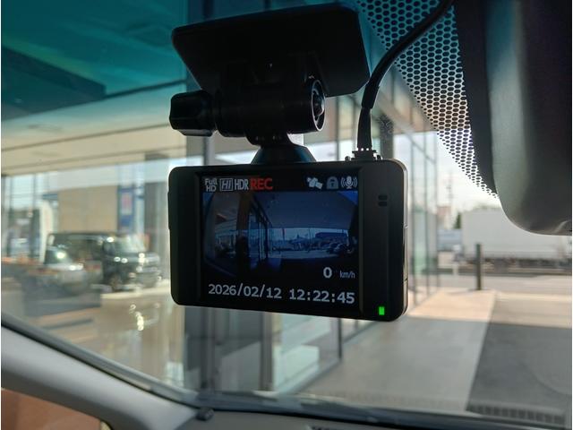 フリード Ｇ・ホンダセンシング　社外ナビ／ＣＤ／ＤＶＤ／後席ヘッドレストツインモニター／両側電動スライドドア／アイドリングストップ／社外ウーファー／ＥＴＣ／ドラレコ（フロントのみ）／Ｂｌｕｅｔｏｏｔｈ／ＬＥＤヘッド／スマートキー（21枚目）