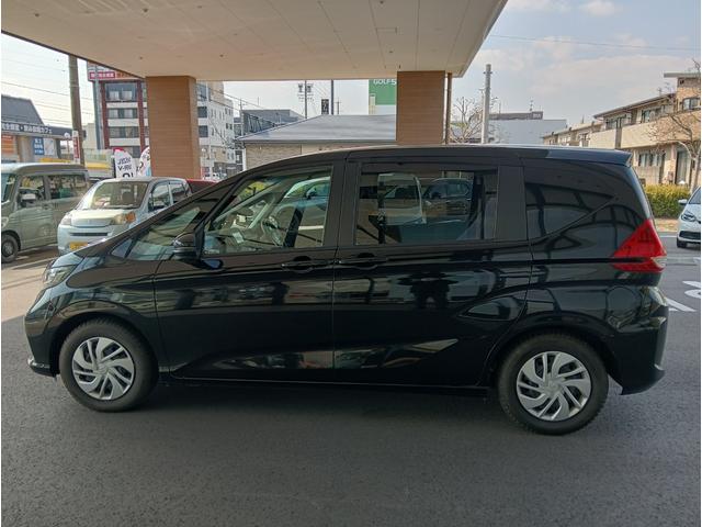 フリード Ｇ・ホンダセンシング　社外ナビ／ＣＤ／ＤＶＤ／後席ヘッドレストツインモニター／両側電動スライドドア／アイドリングストップ／社外ウーファー／ＥＴＣ／ドラレコ（フロントのみ）／Ｂｌｕｅｔｏｏｔｈ／ＬＥＤヘッド／スマートキー（28枚目）