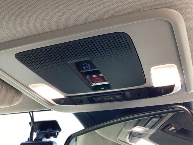 ヴェゼル ｅ：ＨＥＶＸ　当社デモカー上がり　　前後ドライブレコーダー　ホンダ純正９インチナビ　フルセグＴＶ　Ｂｌｕｅｔｏｏｔｈ　バックカメラ　禁煙車　ＬＥＤヘッドライト　ホンダセンシング　ホンダコネクト対応（23枚目）