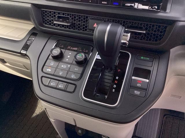 ステップワゴン エアー 当社 試乗車(5枚目)