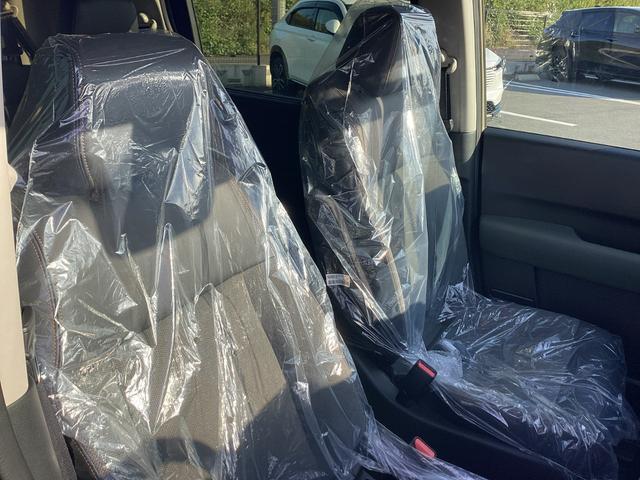 フリード e:HEVクロスター 新車未登録 6人乗り バックカメラ リアクーラー ブラインドスポットインフォメーション 運転席助手席シートヒーター アルミホイール(11枚目)