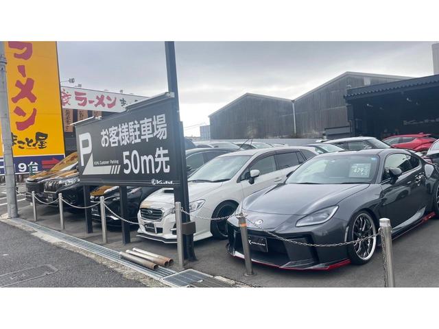 Ｚ　パノラマルーフ　デジタルインナーミラー　ブラインドスポットモニター　安心降車アシスト　ディスプレイオーディオプラス　運転席メモリー機能付き電動シート　置くだけ充電　ＫＵＨＬ　フルエアロ(45枚目)