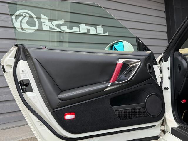 ＧＴ－Ｒ ブラックエディション　ＫＵＨＬエアロパーツ９点装着／ＧＲ６ミッションアッパープログラム施工済み／ブーストアップ＆リミッターカット／ミッションデータＭＹ１３／冷却系対策済／フライホイール対策済／イグラ　セキュリティアラーム（17枚目）