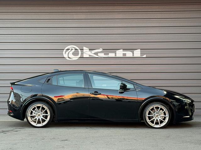 プリウス PHEV-Z 登録済未使用車/パノラマルーフ/ディスプレイオーディオPLUS12.3インチ/パノラミックビューモニター/デジタルミラー運転席パワーシート+シートポジションメモリ/ETC2.0/合成皮革シート!(9枚目)