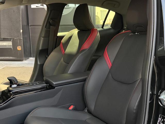 プリウス PHEV-Z 登録済未使用車/パノラマルーフ/ディスプレイオーディオPLUS12.3インチ/パノラミックビューモニター/デジタルミラー運転席パワーシート+シートポジションメモリ/ETC2.0/合成皮革シート!(23枚目)