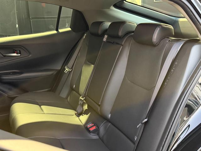プリウス PHEV-Z 登録済未使用車/パノラマルーフ/ディスプレイオーディオPLUS12.3インチ/パノラミックビューモニター/デジタルミラー運転席パワーシート+シートポジションメモリ/ETC2.0/合成皮革シート!(27枚目)