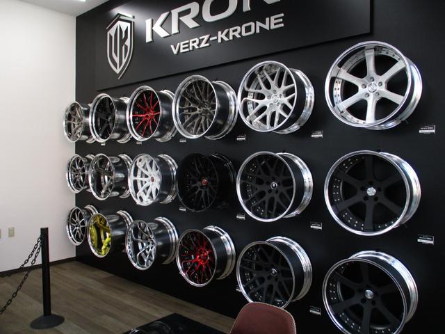 プリウス PHEV-Z 登録済未使用車/パノラマルーフ/ディスプレイオーディオPLUS12.3インチ/パノラミックビューモニター/デジタルミラー運転席パワーシート+シートポジションメモリ/ETC2.0/合成皮革シート!(70枚目)