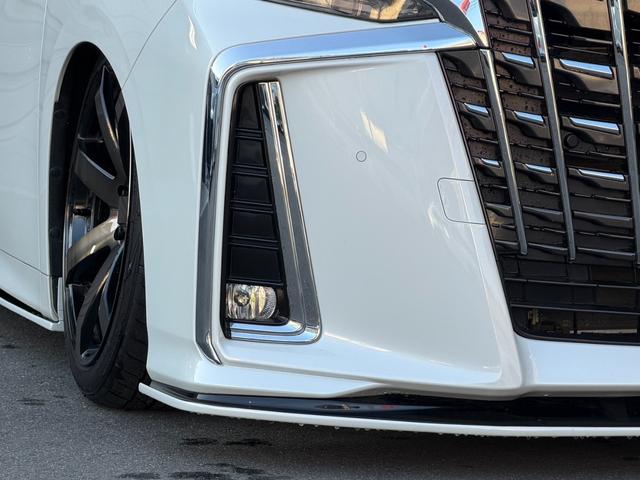 アルファード 2.5S Cパッケージ 326エアロキット/AIRMEXTエアサス/ムーンルーフ/トヨタ純正ディスプレイオーディオ/トヨタ純正後席モニター/326パワーフルエアロ/VERZ20インチホイール(12枚目)