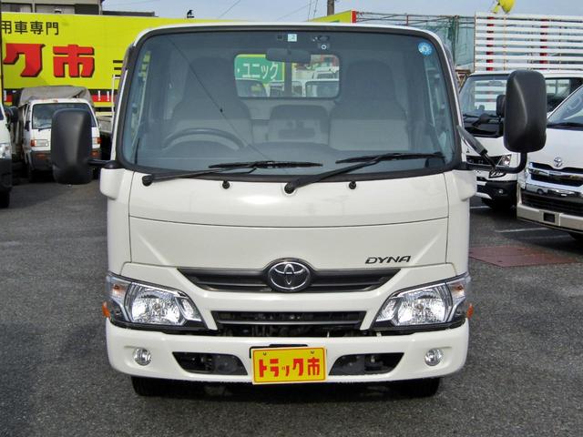 １．４５トン平ボディー６００ｋｇパワーゲート　荷台床木板張り　低床リアＷタイヤ　電動格納ミラー　１ＫＤディーゼルターボ　ミラーヒーター　排ガス浄化装置　パワーウインドウ　５ＭＴ(4枚目)