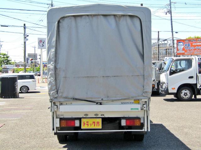 １．５トン平ボディー幌車　トヨタ車体製垂直パワーゲート　５速ＭＴ　リアダブルタイヤ　走行１万キロ台！(7枚目)