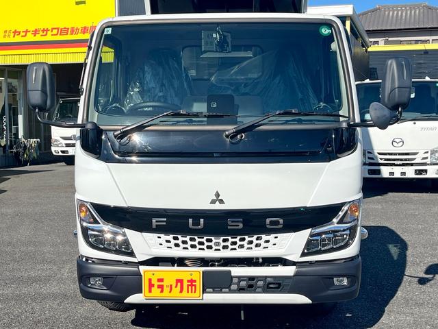 キャンター ３トン強化ダンプ　衝突軽減ブレーキ　サイドガードアシスト　１０ｉｎｃｈ液晶モニター　ステアリングスイッチ　イージーアクセスキー　バックモニター　ＬＥＤヘッドライト　５ＭＴ　未使用車（2枚目）