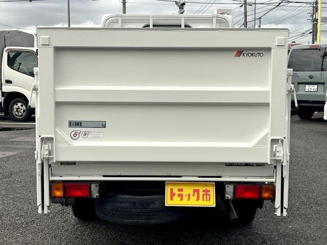 アトラストラック １．４トン低床平ボディー　６００ＫＧ垂直式パワーゲート　有線リモコン　ナビＴＶ　ＥＴＣ　キーレス　ＡＴ車　普通免許ＯＫ（5枚目）