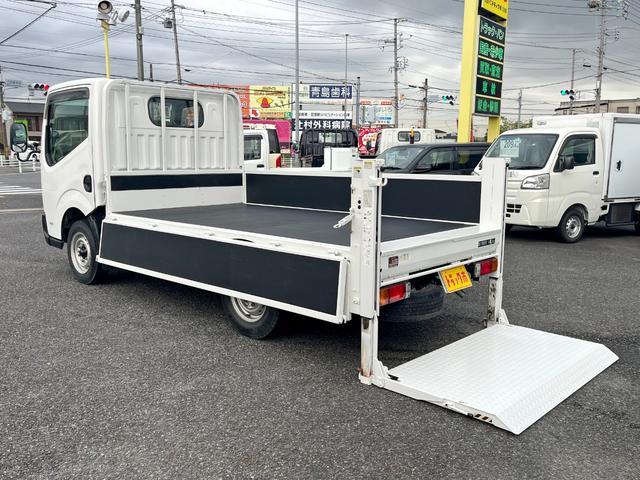 アトラストラック １．４トン低床平ボディー　６００ＫＧ垂直式パワーゲート　有線リモコン　ナビＴＶ　ＥＴＣ　キーレス　ＡＴ車　普通免許ＯＫ（7枚目）