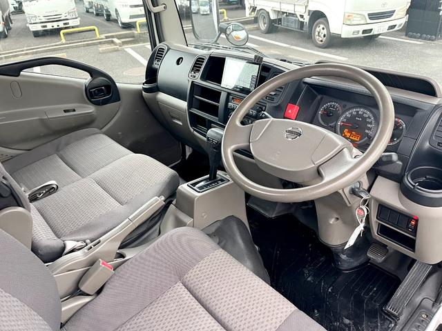 アトラストラック １．４トン低床平ボディー　６００ＫＧ垂直式パワーゲート　有線リモコン　ナビＴＶ　ＥＴＣ　キーレス　ＡＴ車　普通免許ＯＫ（19枚目）