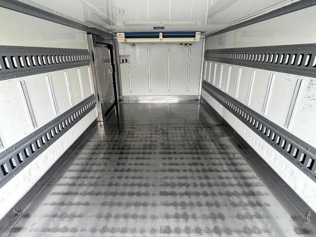 ダイナトラック -22度設定低温冷蔵冷凍車 左サイドドア 送風機付き庫内内扉 バックモニター 電動格納ミラー AT車 4ナンバーサイズ 普通免許で運転OK(17枚目)