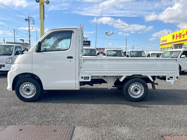 タウンエーストラック DX Xエディション 4WD 衝突軽減ブレーキ 車線逸脱警報 アイドリングストップ オートハイビーム ナビTV ETC LEDヘッドライト キーレス AT車(4枚目)