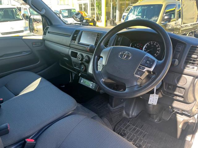 ハイエースバン -22度設定低温冷凍バン 左サイドドア 庫内内扉 リアドア90度ストッパー 衝突軽減ブレーキ 車線逸脱警報 オートハイビーム ナビTV バックモニター ETC キーレス AT車(19枚目)