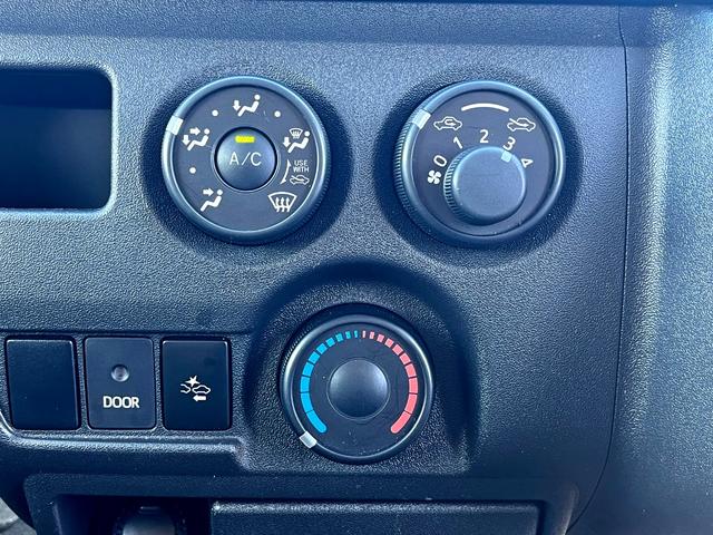 ハイエースバン -22度設定低温冷凍バン 左サイドドア 庫内内扉 リアドア90度ストッパー 衝突軽減ブレーキ 車線逸脱警報 オートハイビーム ナビTV バックモニター ETC キーレス AT車(28枚目)