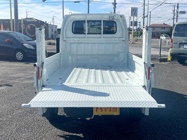 キャリイトラック 垂直式ゲートリフター4WD 350kg垂直リフト 有線リモコン付き パートタイム4WD 5MT(6枚目)