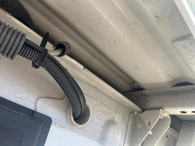 キャリイトラック 垂直式ゲートリフター4WD 350kg垂直リフト 有線リモコン付き パートタイム4WD 5MT(31枚目)