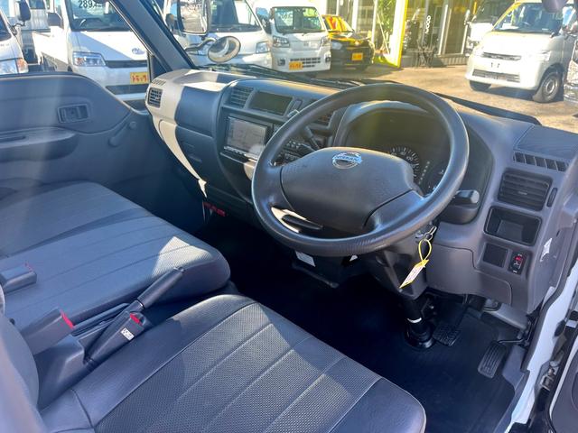 バネットトラック ＤＸロング　３０ＫＧ垂直式パワーゲート　荷台長２．７ｍロング　低床リアダブルタイヤ　ナビＴＶ　ＡＴ車（16枚目）