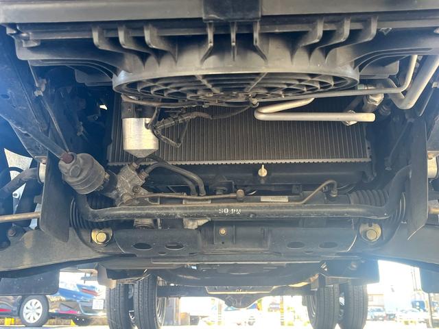 バネットトラック ＤＸロング　３０ＫＧ垂直式パワーゲート　荷台長２．７ｍロング　低床リアダブルタイヤ　ナビＴＶ　ＡＴ車（30枚目）