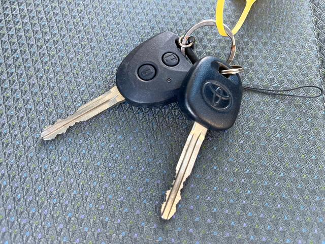 タウンエーストラック ＤＸ　Ｘエディション　衝突軽減ブレーキ　車線逸脱警報　オートハイビーム　ナビＴＶ　バックモニター　ＥＴＣ　ドラレコ付き　キーレスキー　ＡＴ車（27枚目）