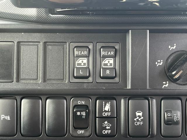 ダイナトラック 1.25トンWキャブ 4WD 荷台シマ鉄板貼り 衝突軽減ブレーキ 車線逸脱警報 ナビTV ETC リアヒーター付き オートハイビーム AT車(23枚目)