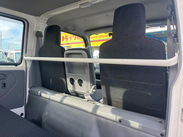 ダイナトラック 1.25トンWキャブ 4WD 荷台シマ鉄板貼り 衝突軽減ブレーキ 車線逸脱警報 ナビTV ETC リアヒーター付き オートハイビーム AT車(26枚目)