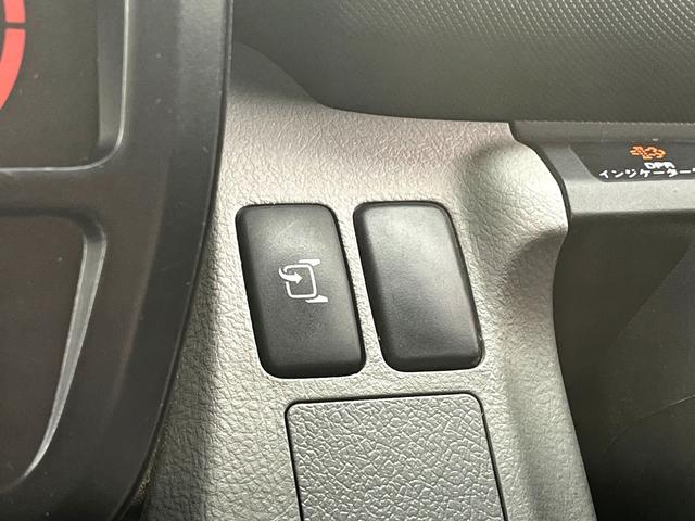 デュトロ 1.95トン全低床ダンプ コボレーン リアピン 鳥居アングル補強 衝突軽減ブレーキ 車線逸脱警報 アイドリングストップ ETC車載器 電動格納ミラー LEDヘッドライト AT車(30枚目)