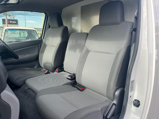 NV350キャラバンバン -20度設定冷蔵冷凍車 庫内2室式 左サイドドア 衝突軽減ブレーキ 車線逸脱警報 バックモニター ETC車載器 クリアランスソナー ドラレコ付き キーレス AT車(22枚目)