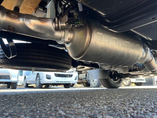 キャンター Ｗキャブ全低床　衝突軽減ブレーキ　車線逸脱警報　バックモニター　リアヒーター付き　ＬＥＤヘッドライト　イージーアクセスキー　登録済未使用　ＡＴ車（35枚目）