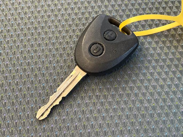 タウンエーストラック ＤＸ　Ｘエディション　４ＷＤ　衝突軽減ブレーキ　車線逸脱警報　オートハイビーム　アイドリングストップ　純正ナビＴＶ　ＥＴＣ　ドラレコ付き　キーレスキー　ＬＥＤヘッドライト　５ＭＴ（29枚目）