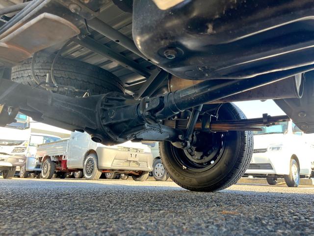 タウンエーストラック ＤＸ　Ｘエディション　４ＷＤ　衝突軽減ブレーキ　車線逸脱警報　オートハイビーム　アイドリングストップ　純正ナビＴＶ　ＥＴＣ　ドラレコ付き　キーレスキー　ＬＥＤヘッドライト　５ＭＴ（32枚目）