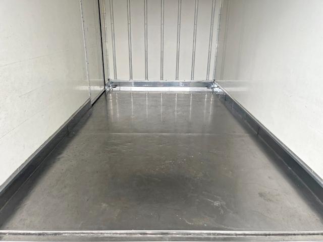 デュトロ -5度設定中温冷凍車 左サイドドア 衝突軽減ブレーキ 車線逸脱警報 坂道発進補助装置 バックモニター ETC スマートキー 5MT 積載2000KG(11枚目)