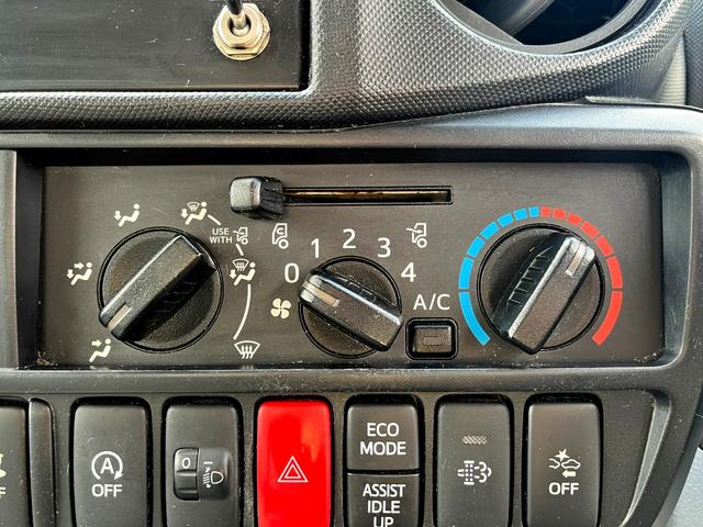 デュトロ -5度設定中温冷凍車 左サイドドア 衝突軽減ブレーキ 車線逸脱警報 坂道発進補助装置 バックモニター ETC スマートキー 5MT 積載2000KG(26枚目)